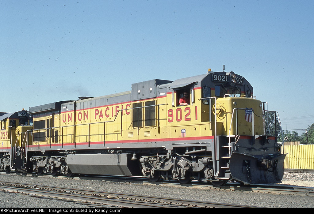 UP 9021 at Stockton